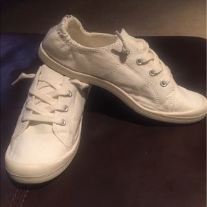 Madden slip on tennis shoes